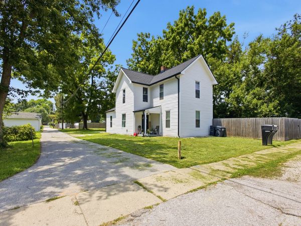 60 S McKinley Street , Greenwood, IN 46143