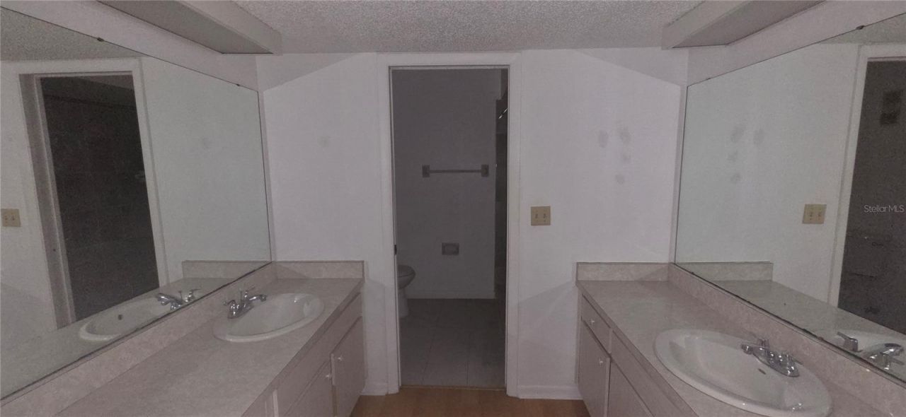 700 Starkey Rd , Unit 1224, Largo, FL 33771 Photo
