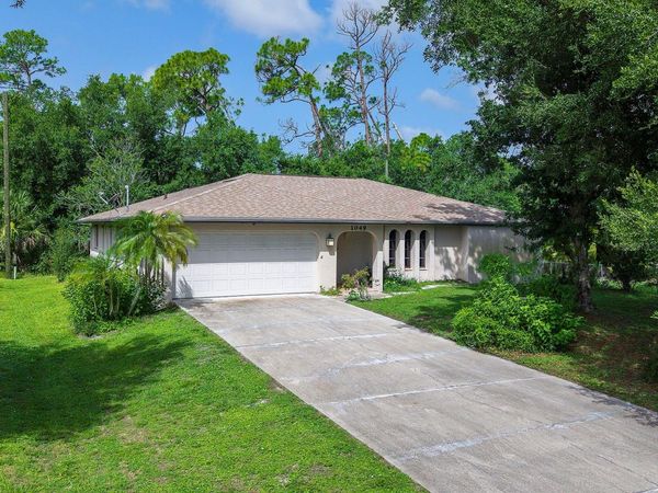 1049 FLEETWOOD DRIVE NW, PORT CHARLOTTE, FL 33948