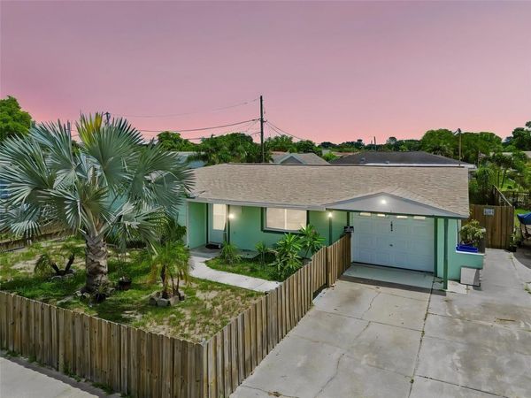 1056 TAMARAC DRIVE , HOLIDAY, FL 34690