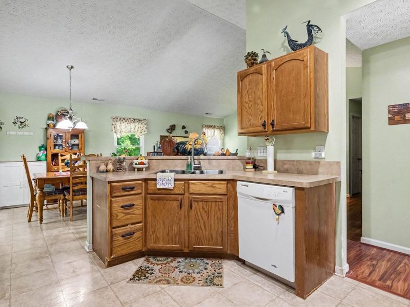 296 Isaac Tharp Street, Pataskala, OH 43062 Photo 13