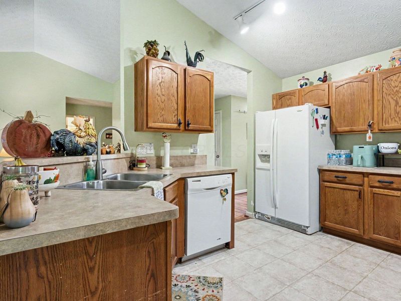 296 Isaac Tharp Street, Pataskala, OH 43062 Photo 14