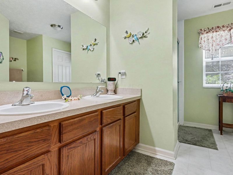 296 Isaac Tharp Street, Pataskala, OH 43062 Photo 17