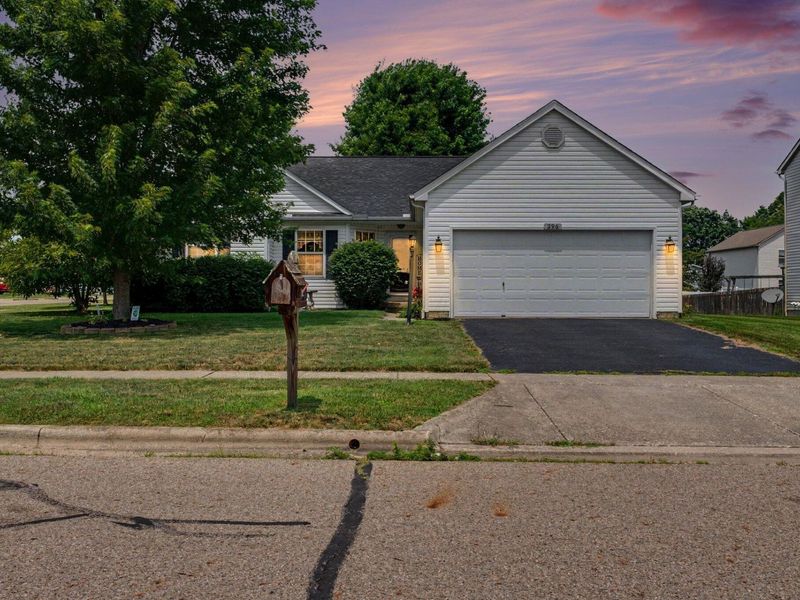 296 Isaac Tharp Street, Pataskala, OH 43062 Photo 2