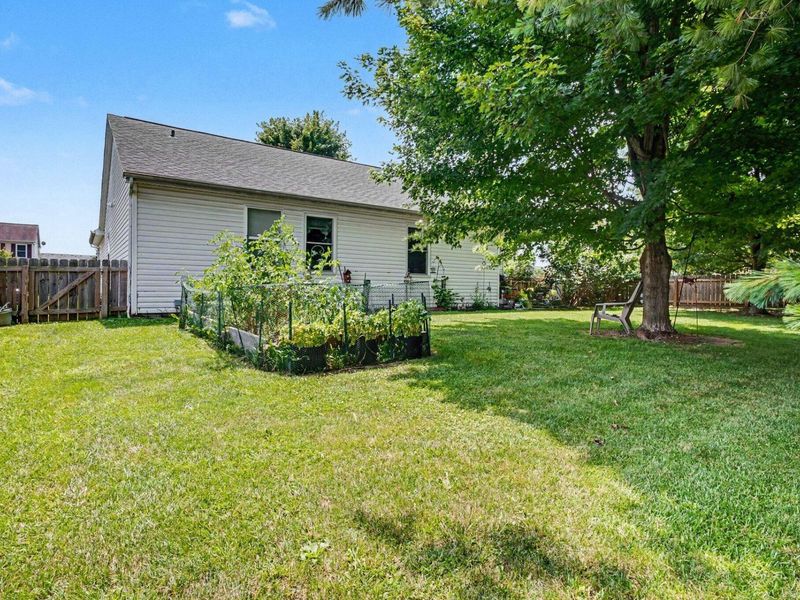 296 Isaac Tharp Street, Pataskala, OH 43062 Photo 27
