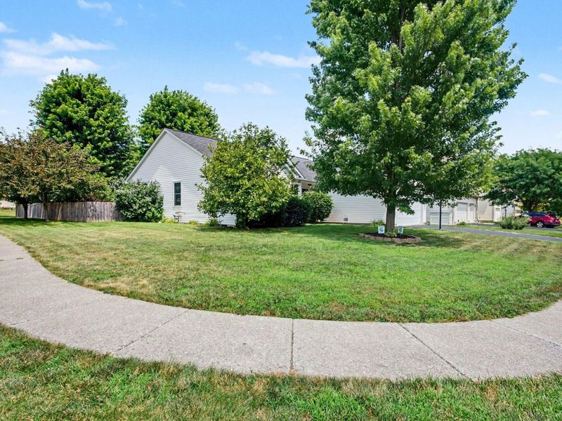 296 Isaac Tharp Street, Pataskala, OH 43062 Photo 3