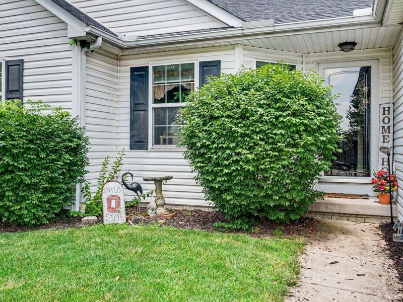 296 Isaac Tharp Street, Pataskala, OH 43062 Photo 4