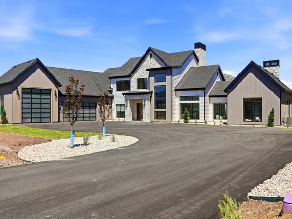 238 S 7900 ST E, Huntsville, UT 84317