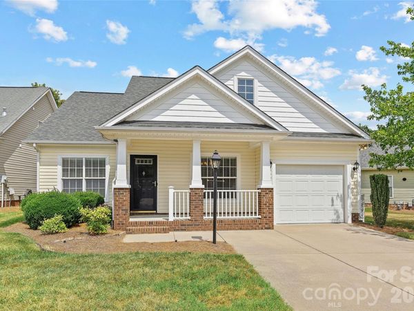 1017 Curry Way, Matthews, NC 28104
