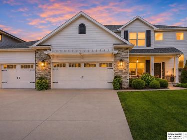 9009 N 171st Street, Bennington, NE 68007