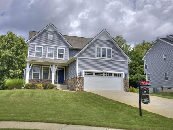 4070 Magnolia Parkway, Jackson, MI 49201