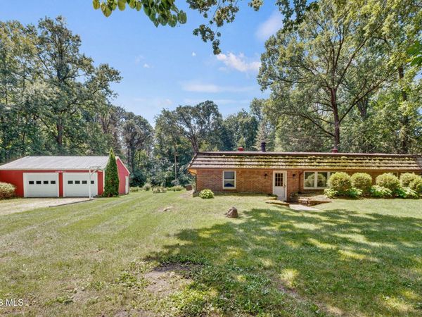 4691 Hanley Road, Millbury, OH 43447