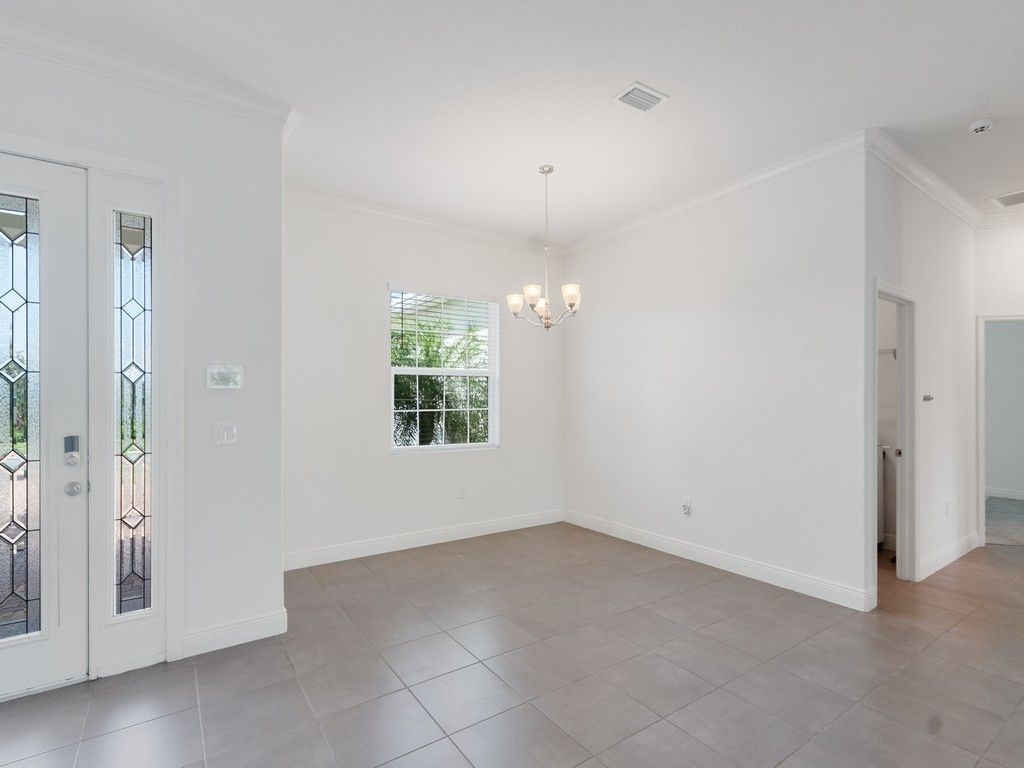 2545 Saint Lucia Circle, Vero Beach, FL 32967 Photo