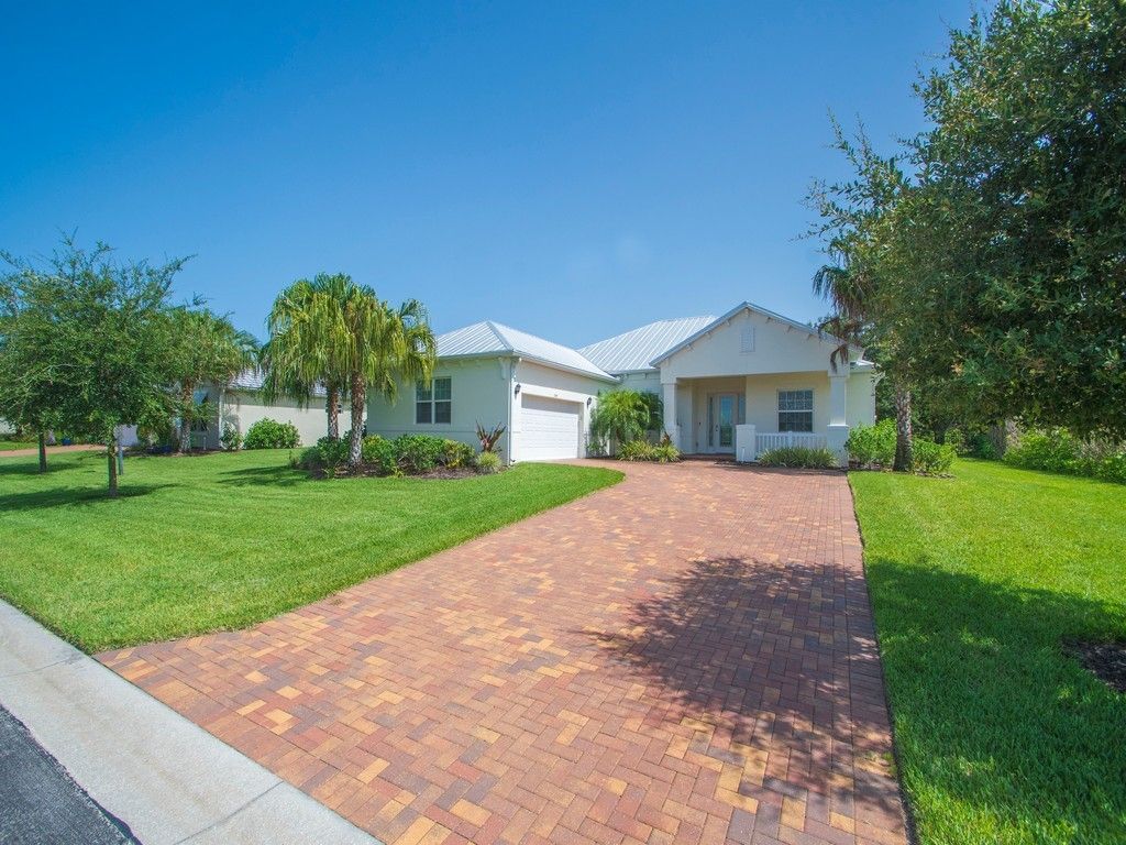 2545 Saint Lucia Circle, Vero Beach, FL 32967 Photo