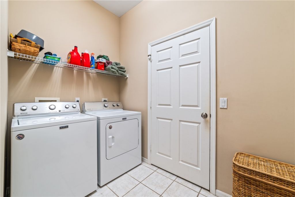 1726 Victoria Circle, Vero Beach, FL 32967 Photo