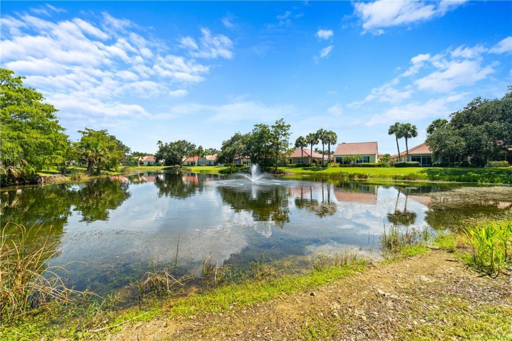 1726 Victoria Circle, Vero Beach, FL 32967 Photo