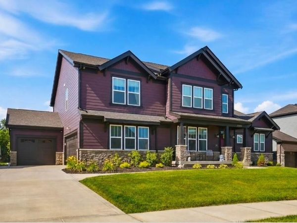 1302 Blueberry, Grove City, OH 43123
