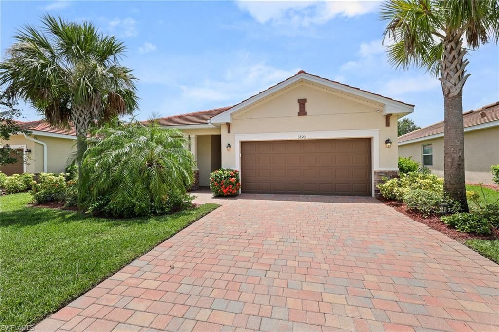 3390 Weston Manor Dr, Alva, FL 33920 Photo