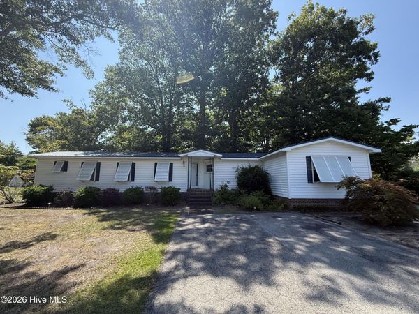 114 Lejeune Road, Cape Carteret, NC 28584