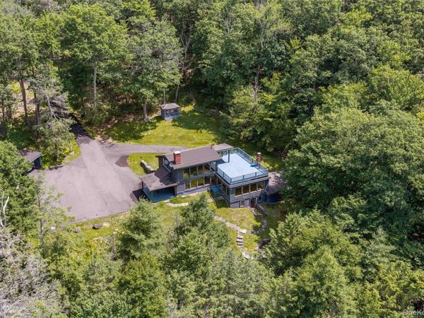 376 Abbey Road , Mount Tremper, NY 12457