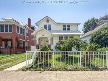 805 6th Street, Charleston, WV 25302
