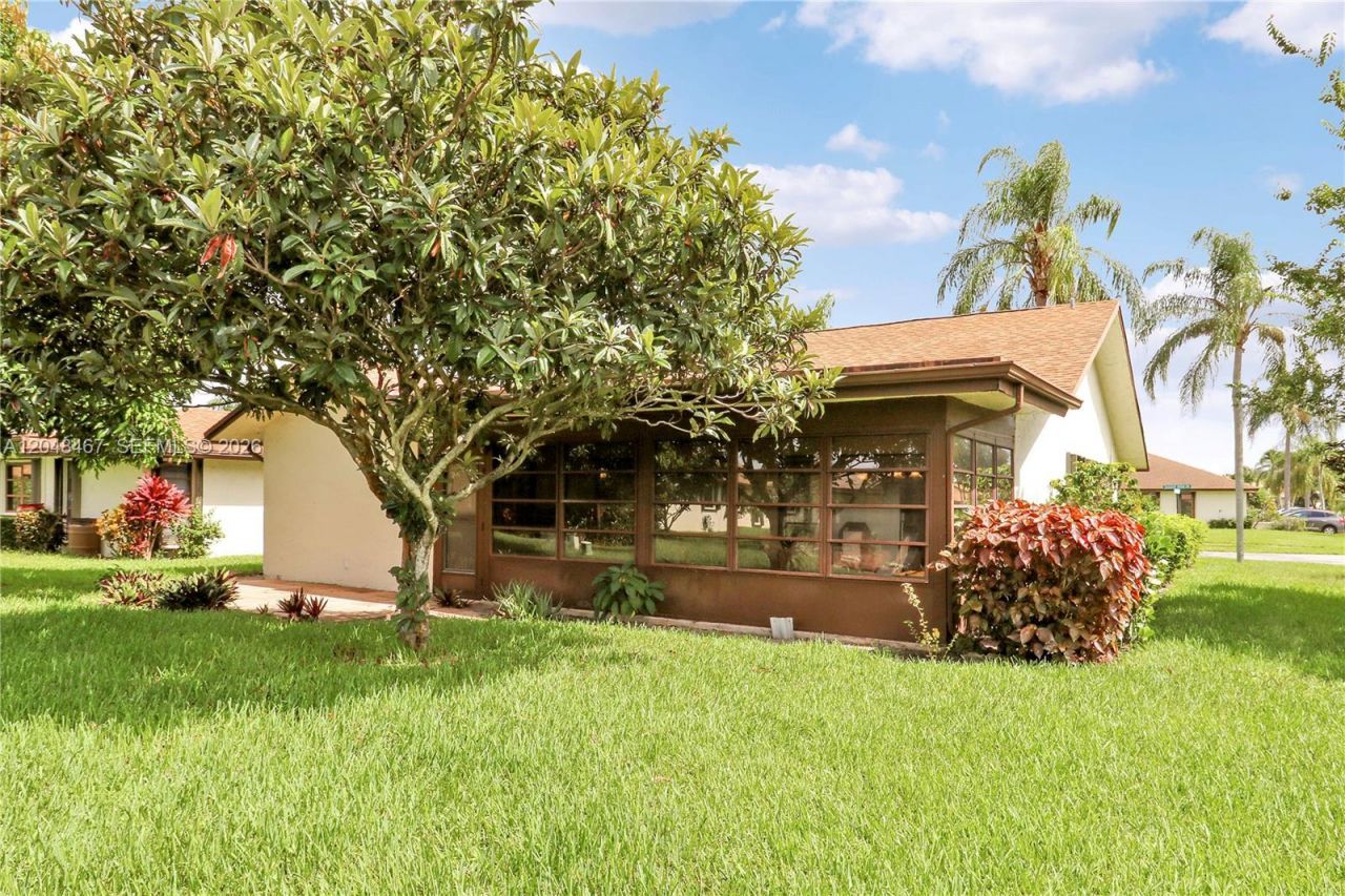 3449 Shadow Wood Dr , Greenacres, FL 33463 Photo