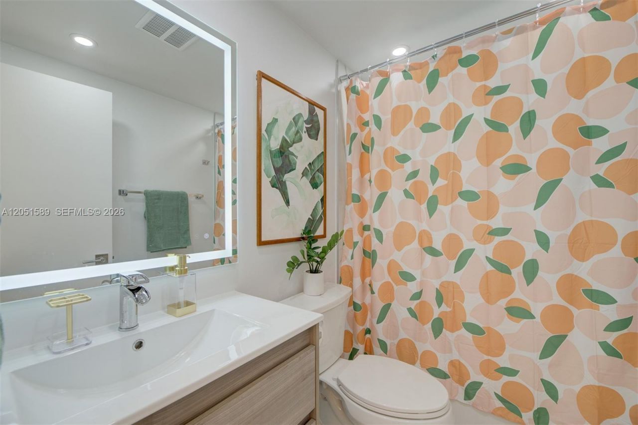 770 NE 69th St , Unit 1C, Miami, FL 33138 Photo