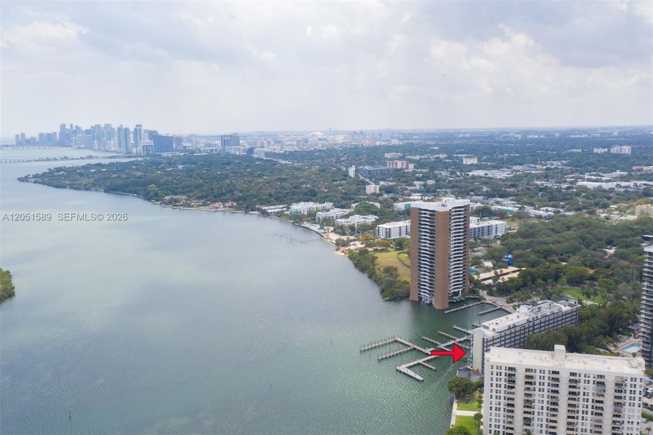 770 NE 69th St , Unit 1C, Miami, FL 33138 Photo