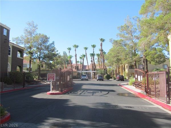 7950 W Flamingo Road , Unit 2048, Las Vegas, NV 89147