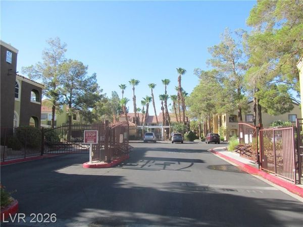 7950 W Flamingo Road, Unit 2048, Las Vegas, NV 89147