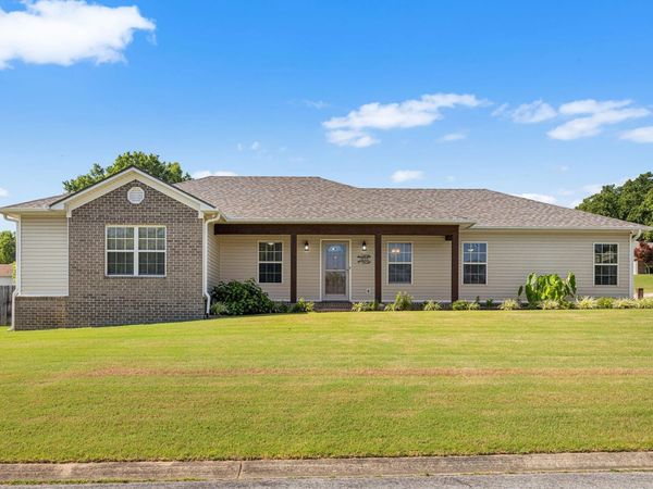 305 Weathering Lane, Austin, AR 72007
