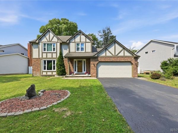 79 Bywater Drive, Getzville, NY 14068