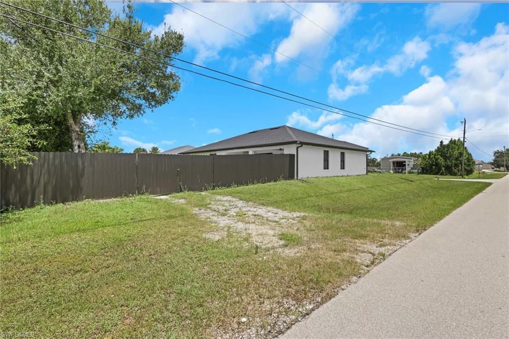 3820 7th St Sw, Lehigh Acres, FL 33976 Photo