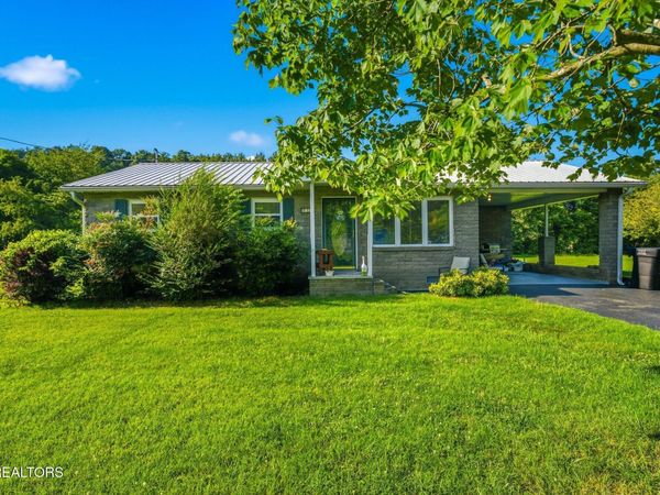 912 Bud Lane, Pigeon Forge, TN 37863
