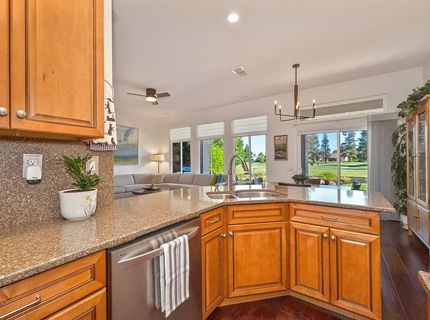 6433 Rose Garden Ln, Roseville, CA 95747 Photo