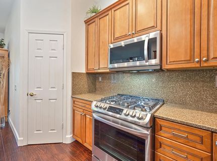 6433 Rose Garden Ln, Roseville, CA 95747 Photo