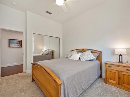 6433 Rose Garden Ln, Roseville, CA 95747 Photo