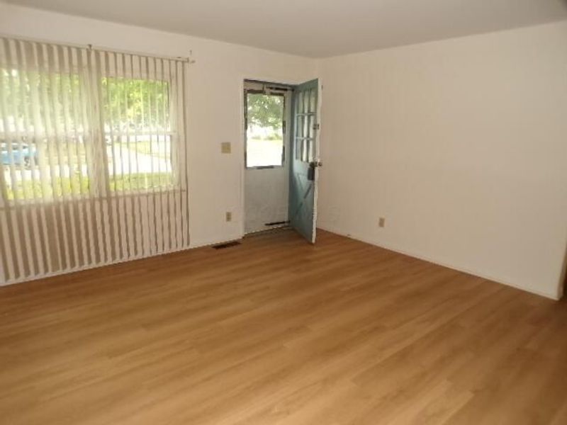 1067 Gilcrest Avenue , Columbus, OH 43207 Photo 6