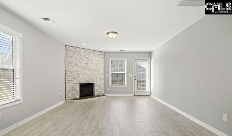 213 Allans Mill Drive  Photo 12