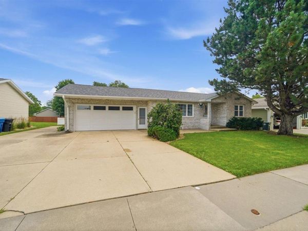 3713 Joan Drive, Waterloo, IA 50702