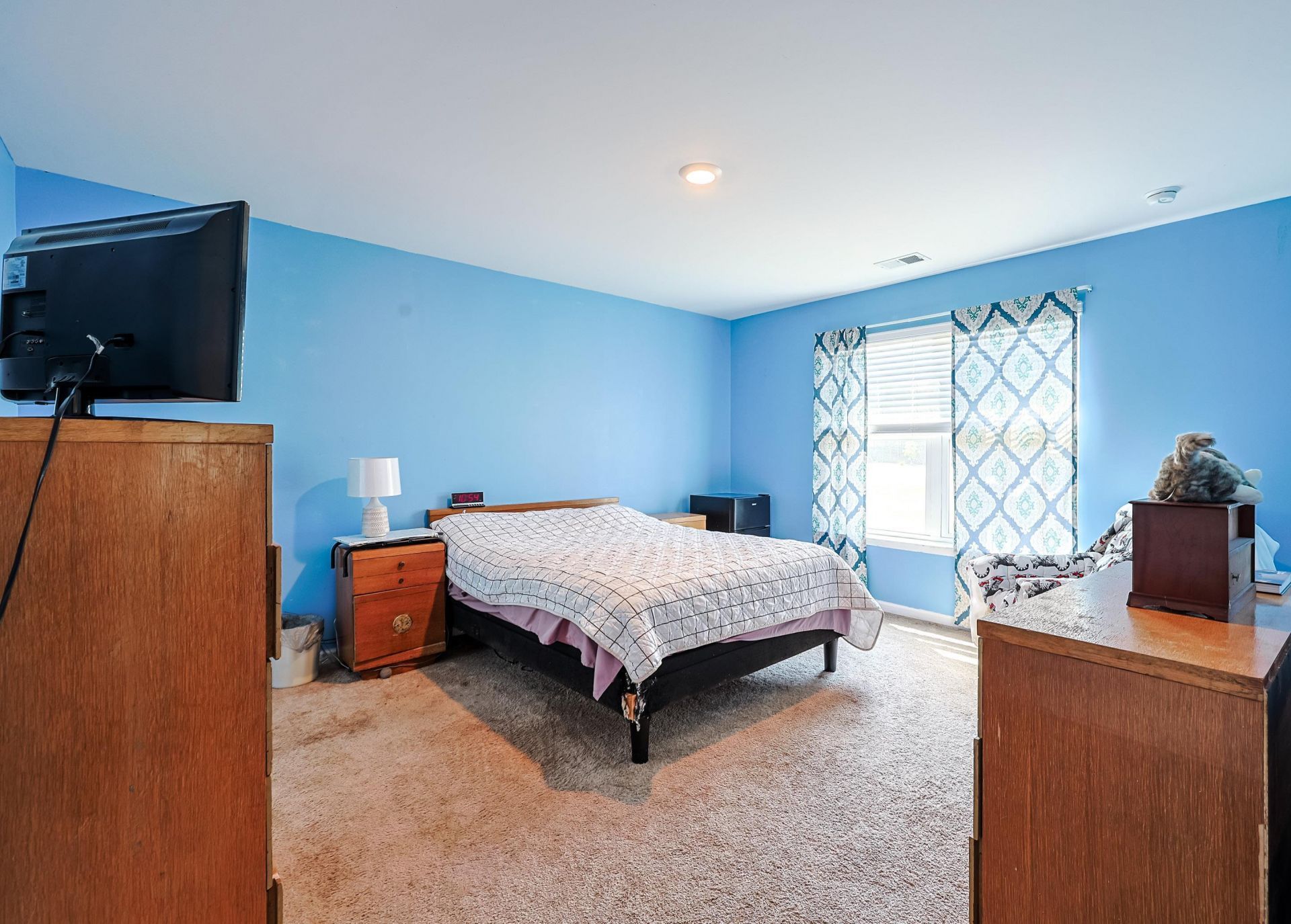 305 Woodcross Court  Photo 11