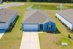 305 Woodcross Court  photo 4
