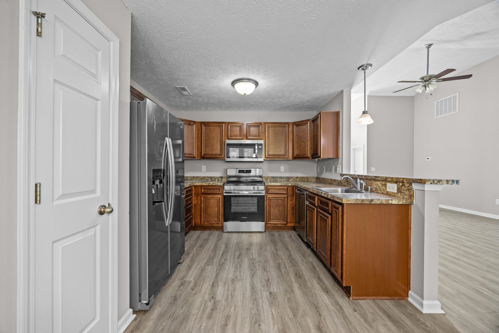 121 Emily Springs Dr. Photo 13