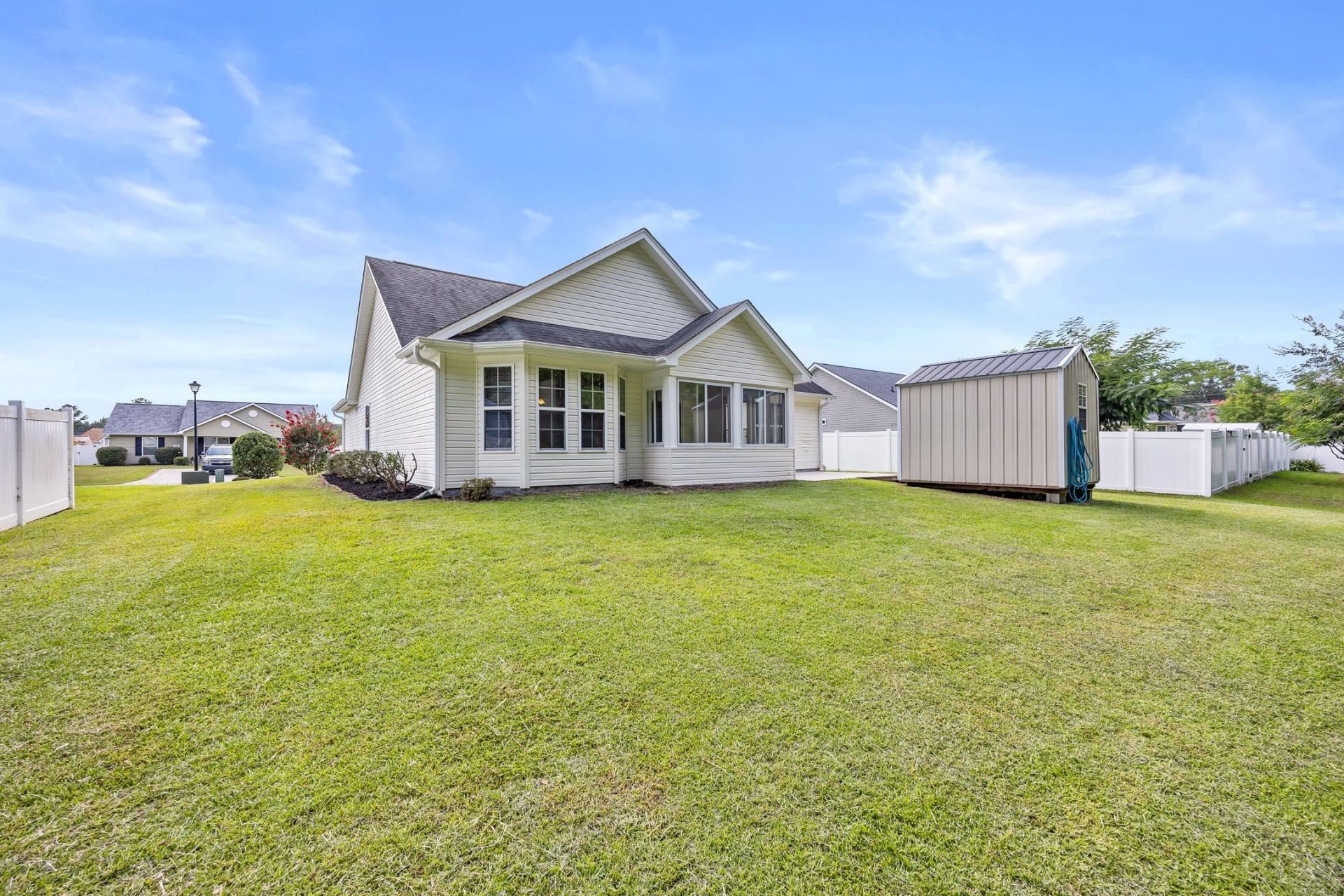 121 Emily Springs Dr. Photo 29
