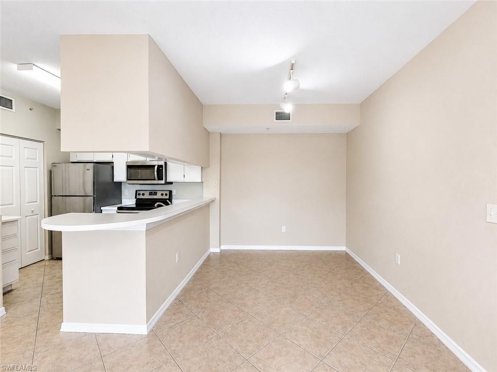 6490 Aragon Way, Unit 303, Fort Myers, FL 33966 Photo