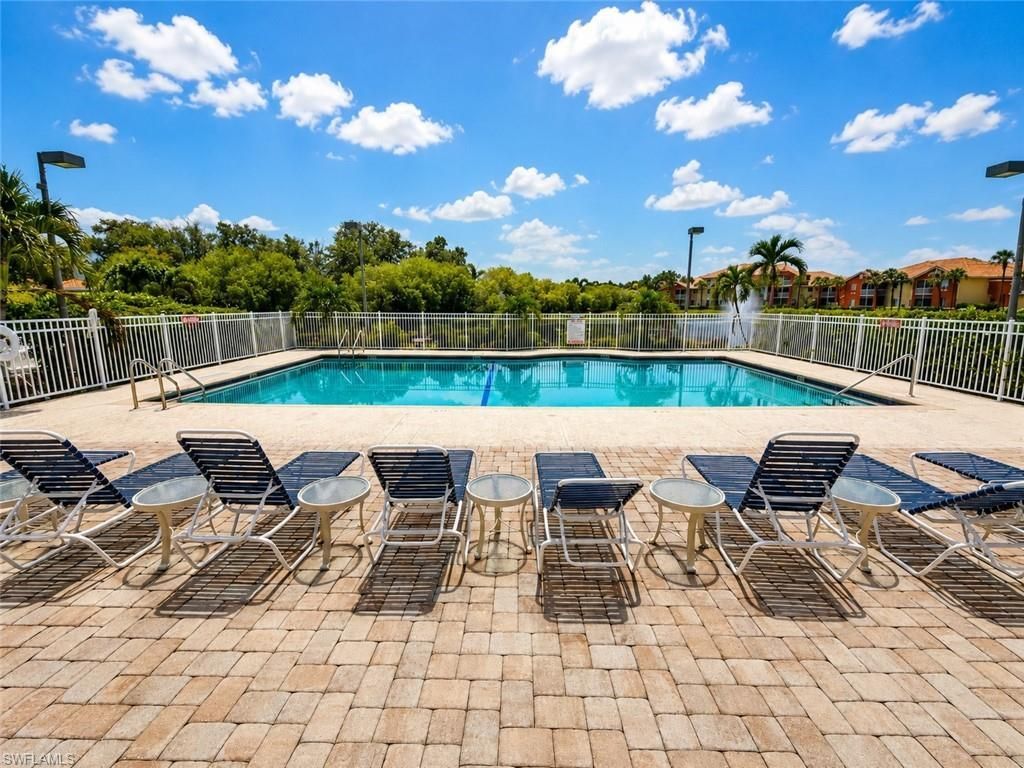 6490 Aragon Way, Unit 303, Fort Myers, FL 33966 Photo