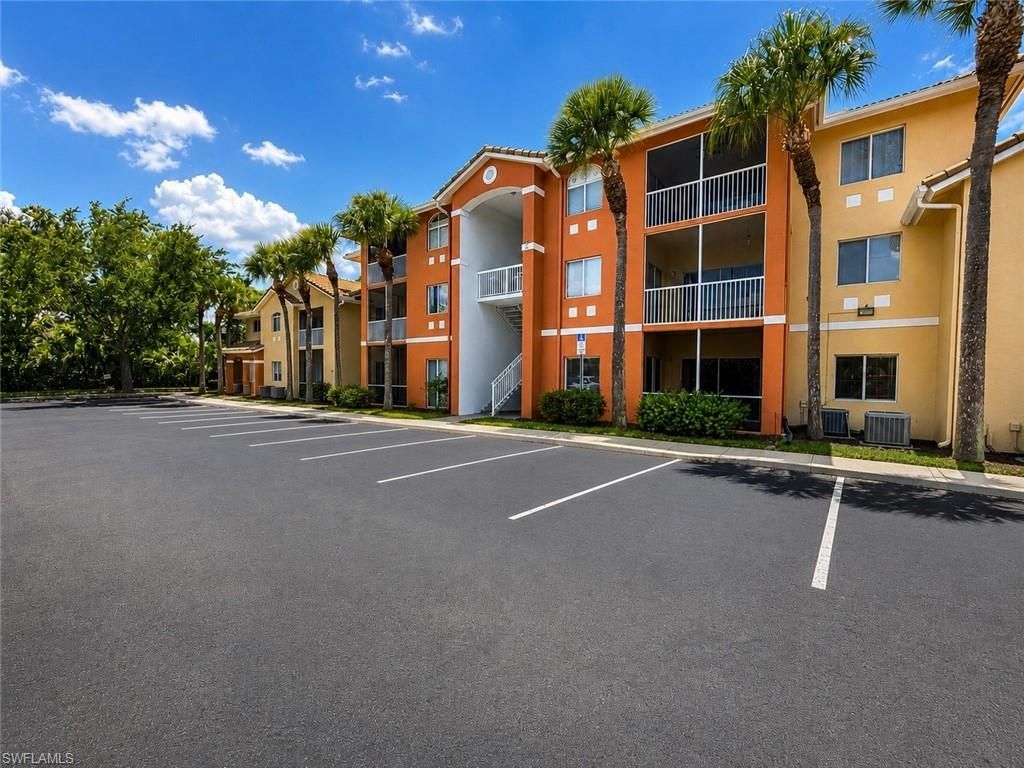 6490 Aragon Way, Unit 303, Fort Myers, FL 33966 Photo