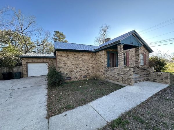 619 howard Avenue , Tallahassee, FL 32310