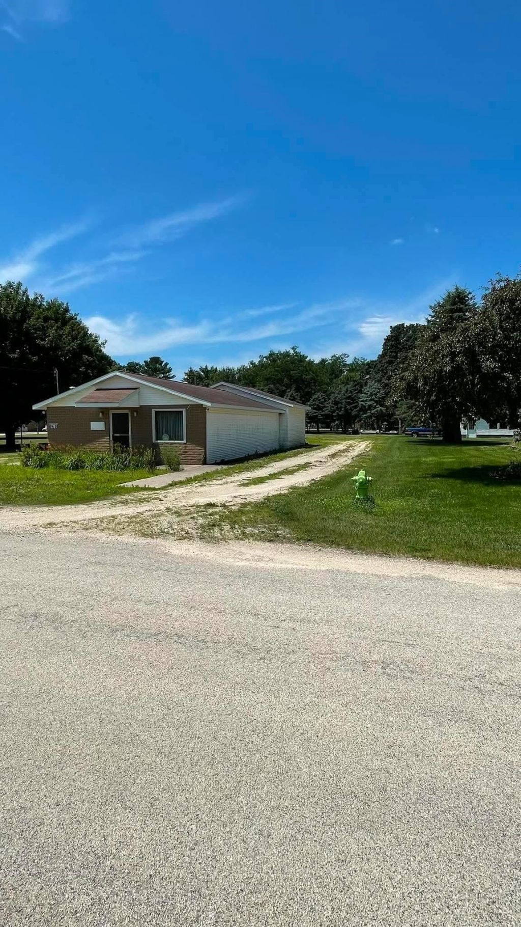 915 Washington Street, Lamont, IA 50650 Main Photo