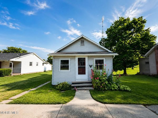 308 W Jackson Street , West Unity, OH 43570